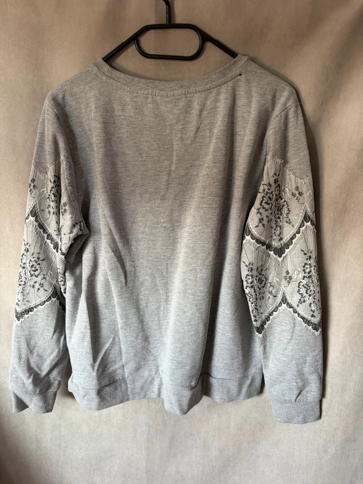 Sudadera gris ONLY talla M – photo 3
